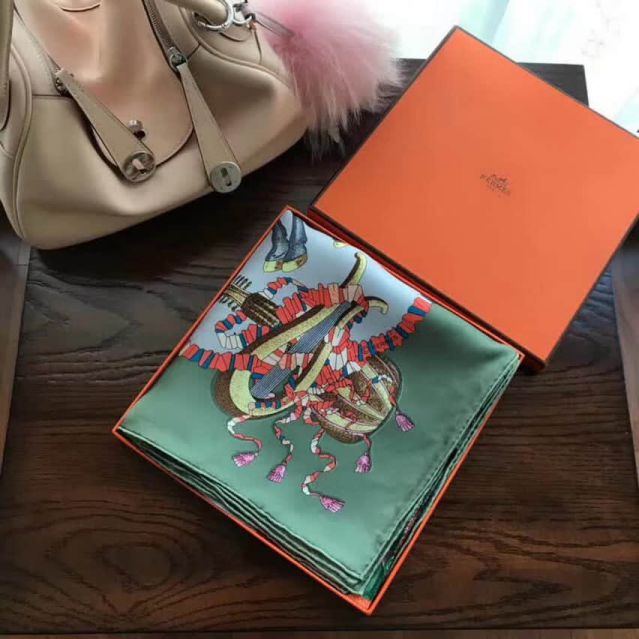 Hermes Women Scarves