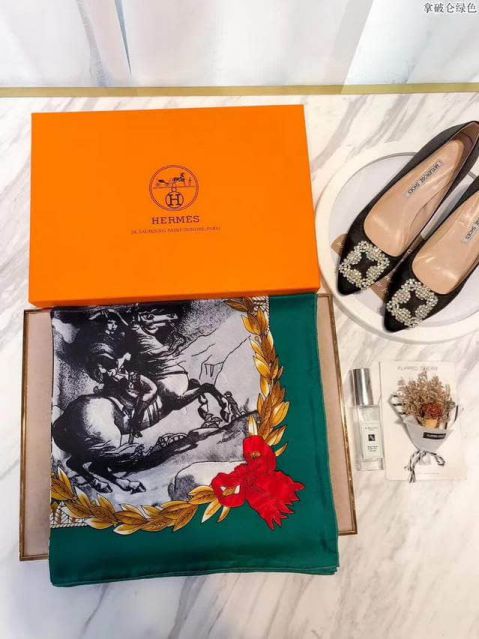 Hermes Women Scarves