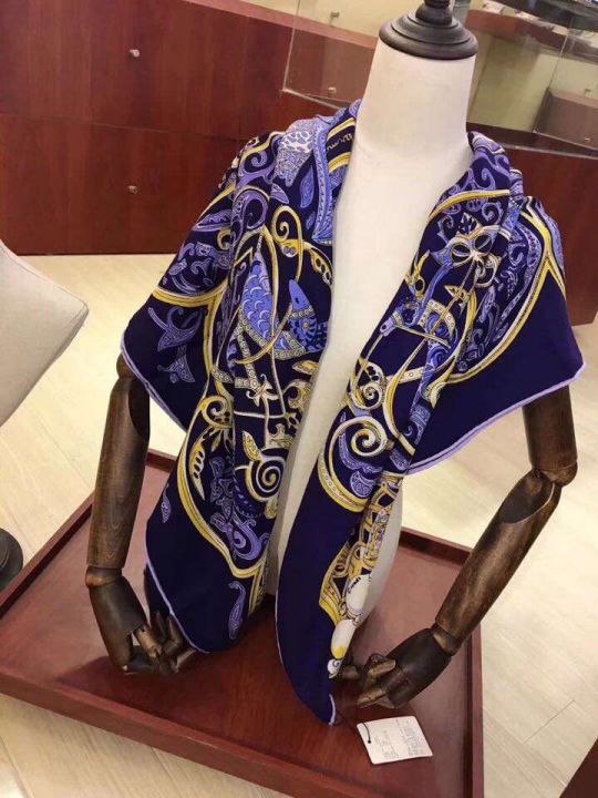 Hermes Women Scarves