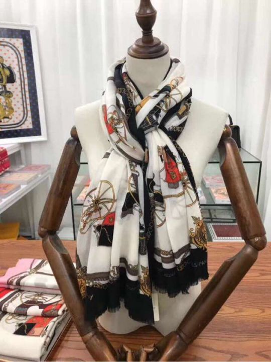 Hermes 2018 Women Scarves