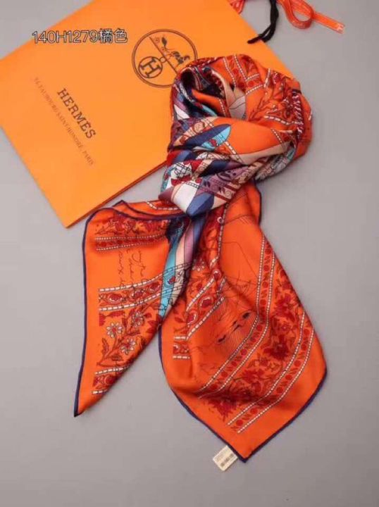 Hermes 2018 140H1279 Women Scarves