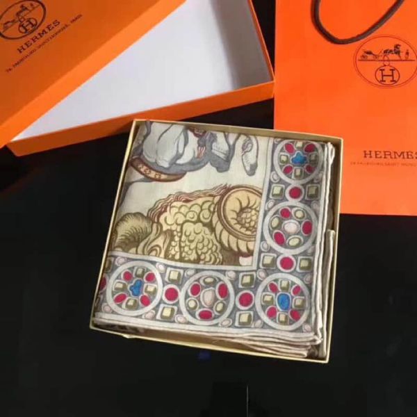 Hermes 2018 Women Scarves