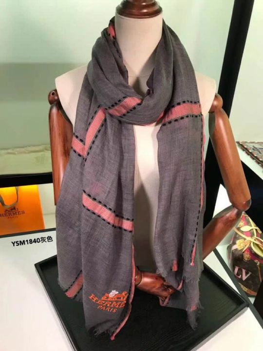 Hermes 2018 YSM1840 Women Scarves