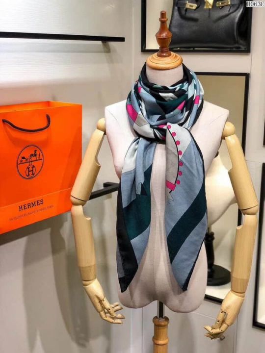 Hermes 2018 Women Scarves