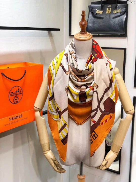 Hermes 2018 Women Scarves