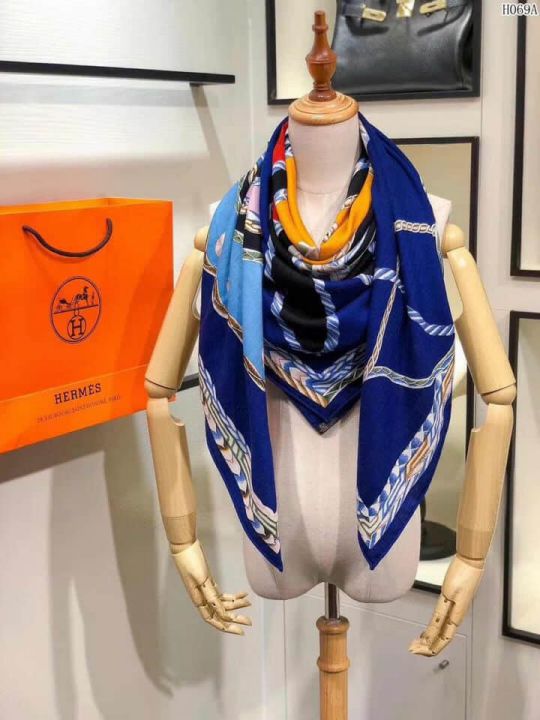 Hermes 2018 Women Scarves