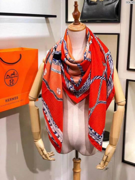 Hermes 2018 Women Scarves