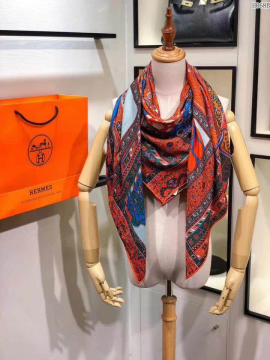 Hermes 2018 Women Scarves