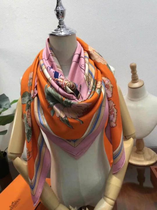 Hermes Women Scarves