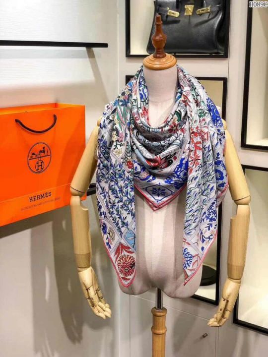 Hermes 2018 Women Scarves