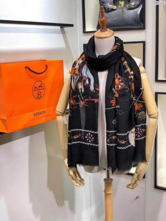 Hermes 2018 Women Scarves