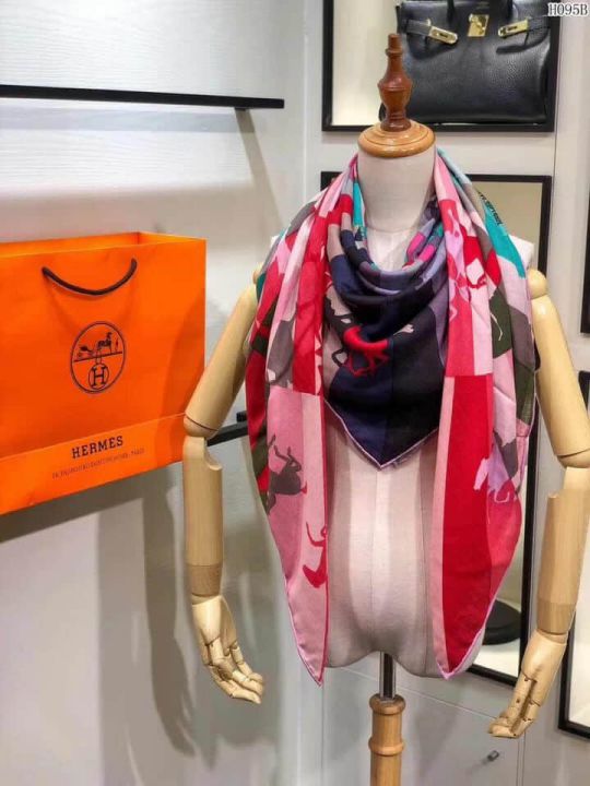 Hermes 2018 Women Scarves