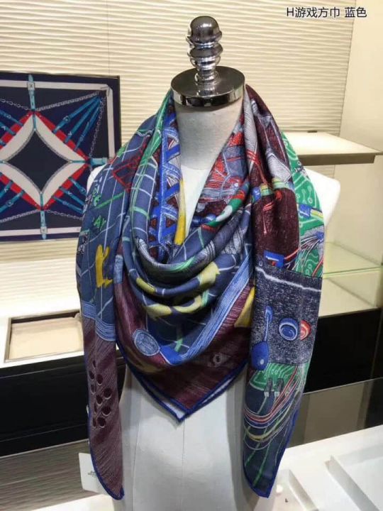 Hermes Women Scarves