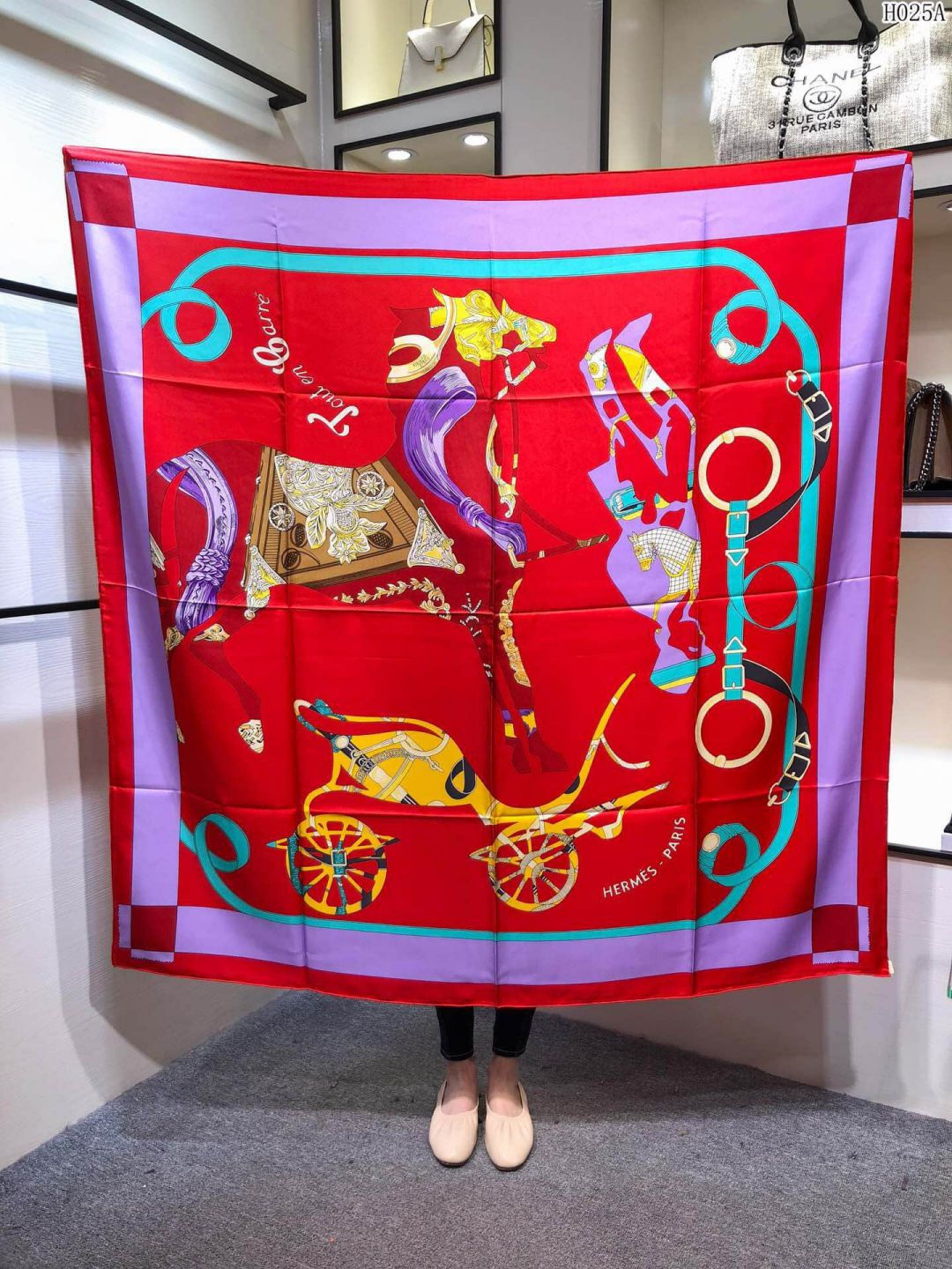 Hermes Women Scarves