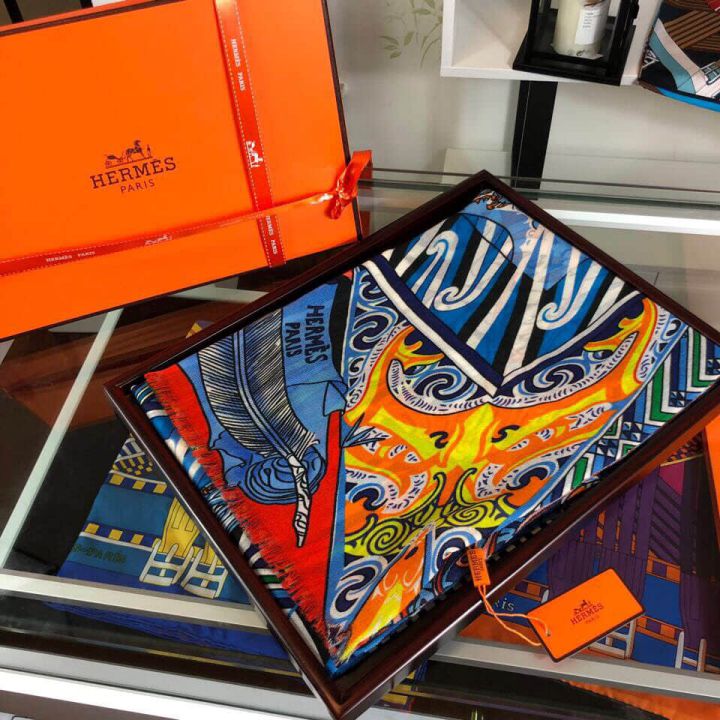 Hermes Women Scarves