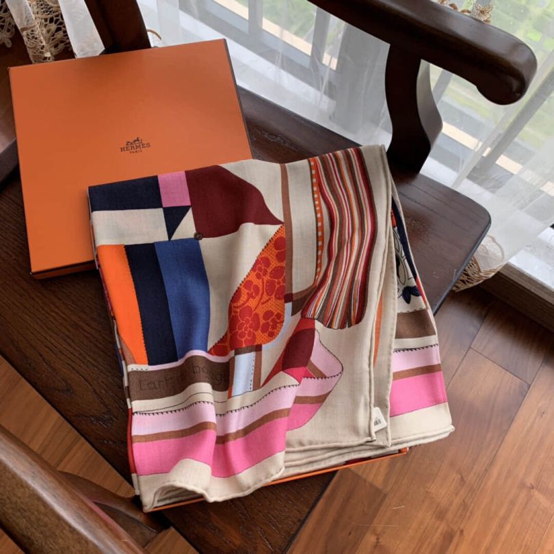 Hermes Women Scarves