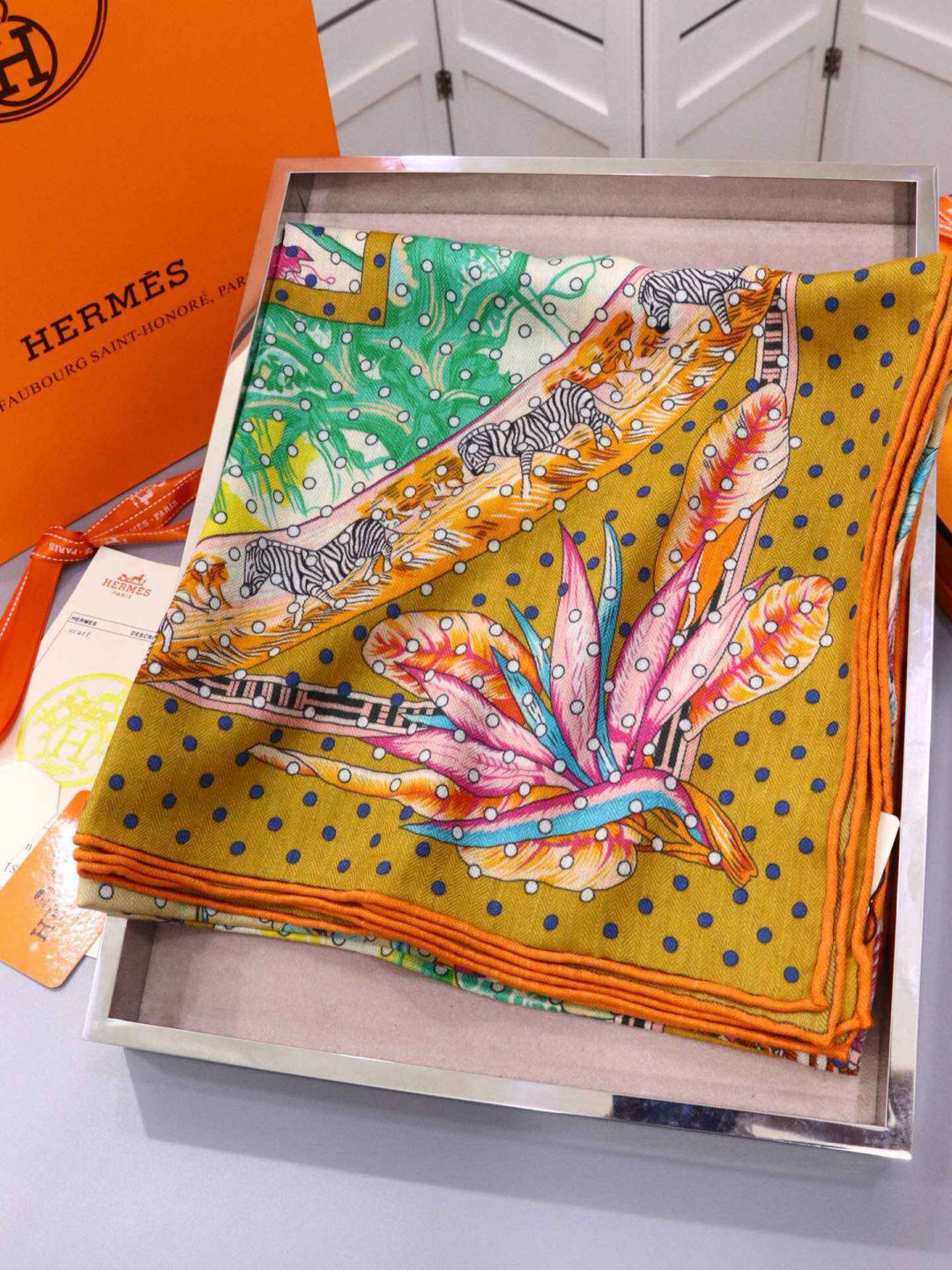 Hermes Women Scarves