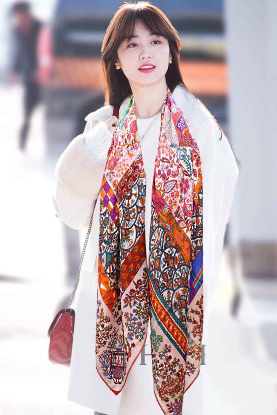 Hermes Women Scarves