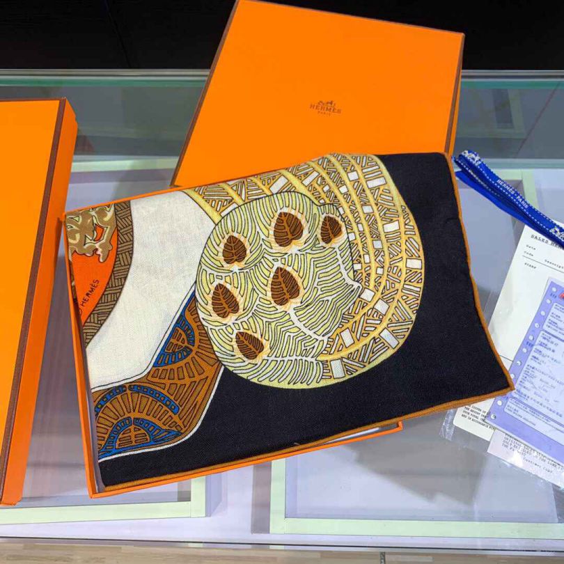 Hermes Women Scarves