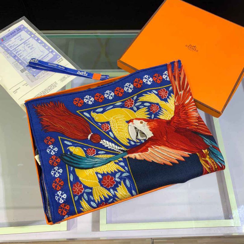 Hermes Women Scarves