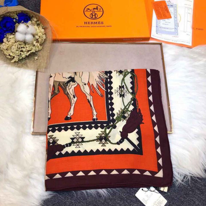 Hermes Women Scarves