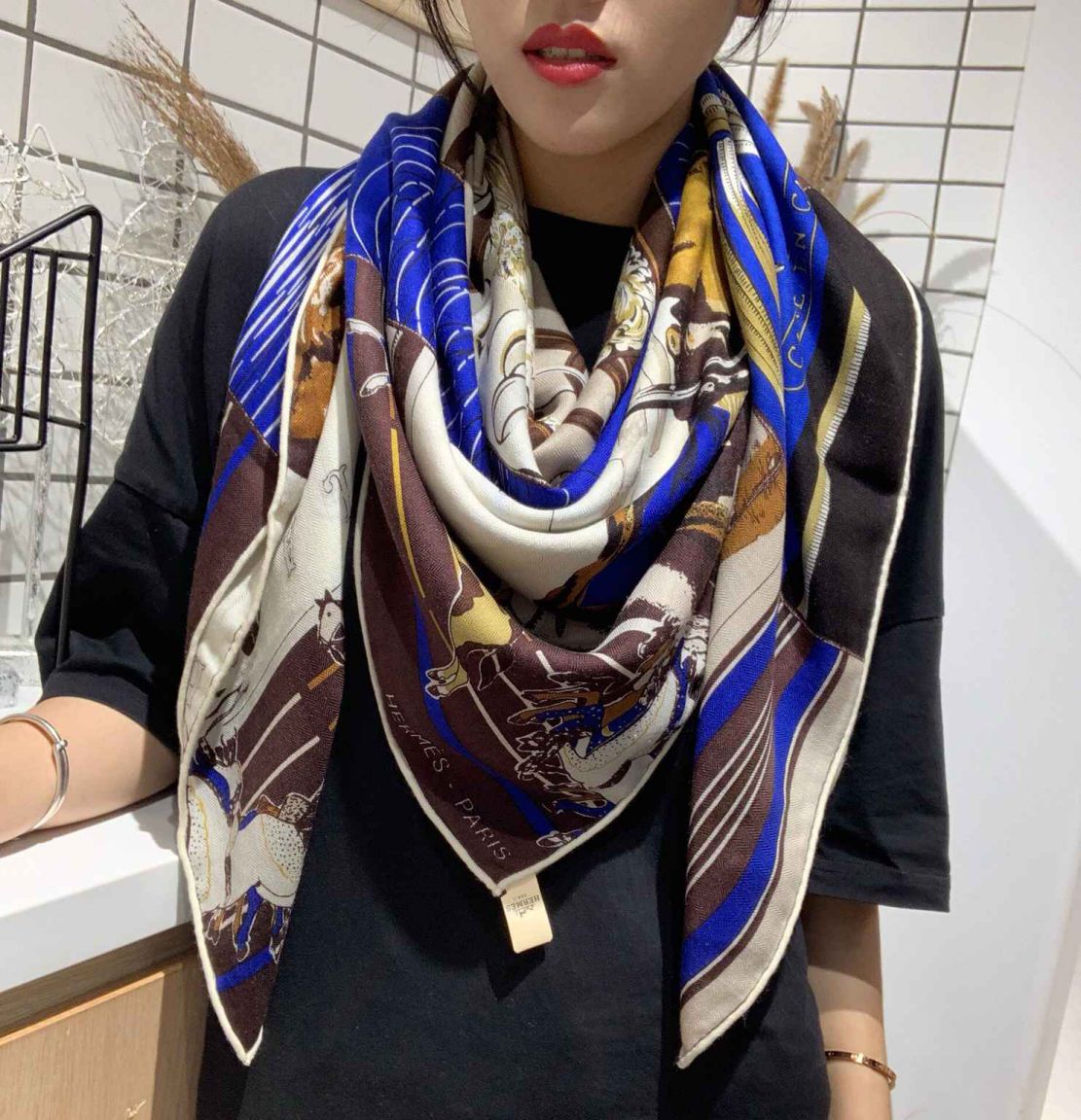 Hermes Women Scarves