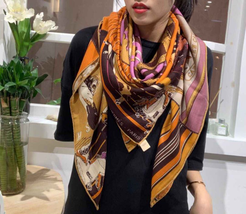 Hermes Women Scarves