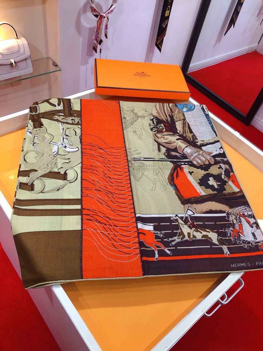 Hermes 50% Silk 50% Cashmere Women Scarves