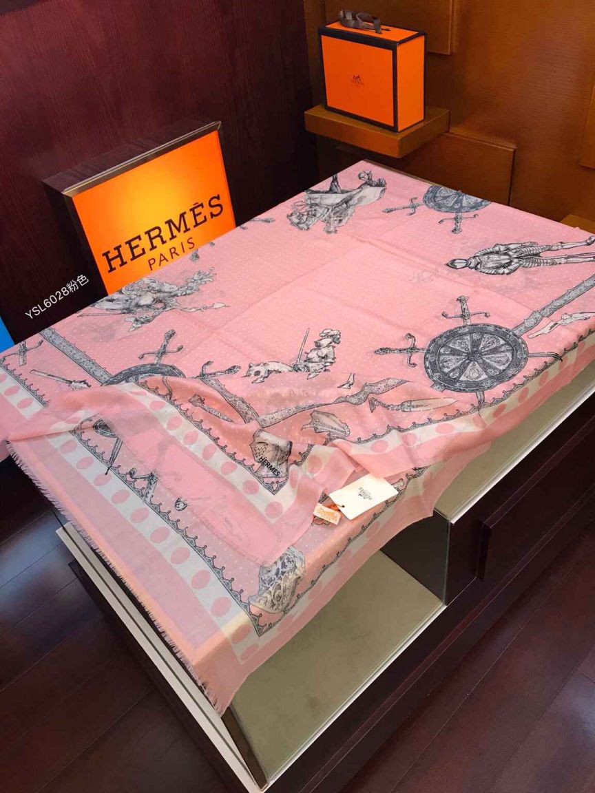 Hermes Women Scarves