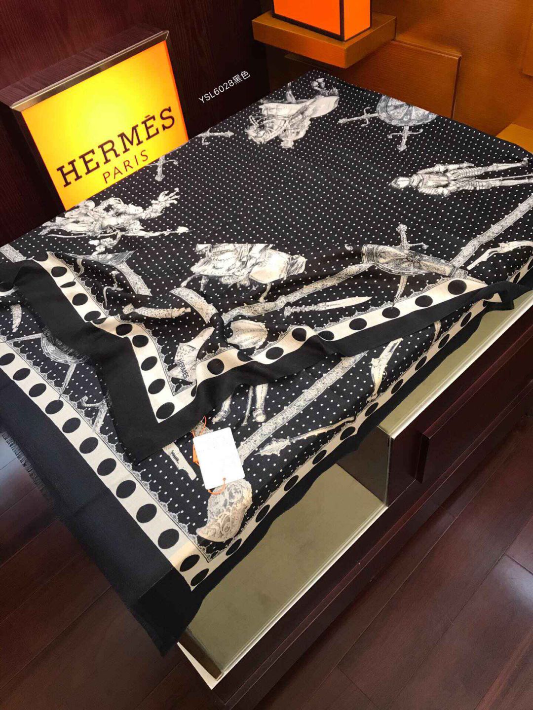 Hermes Women Scarves