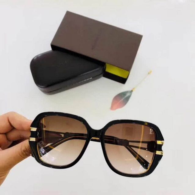 LV Women Sunglasses