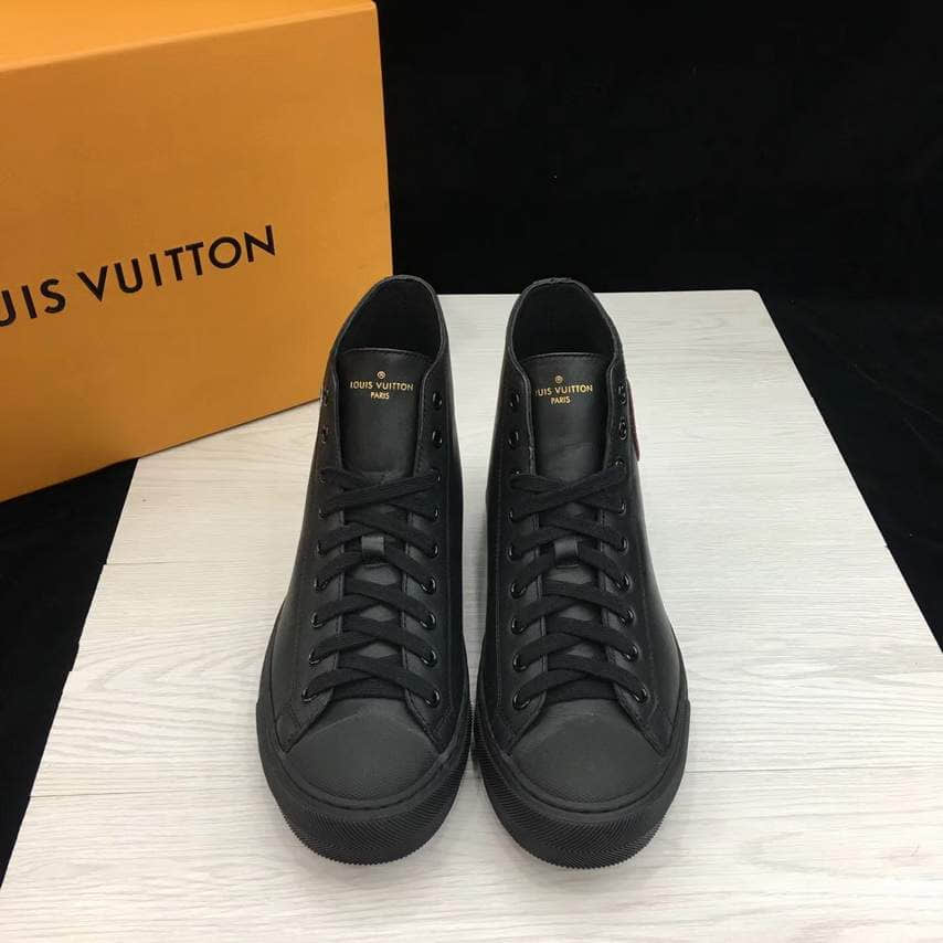 LV Men Leather Sneakers