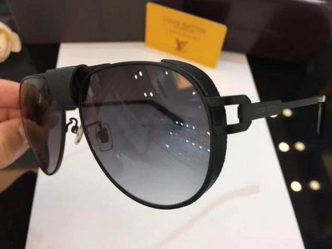 LV Women Sunglasses