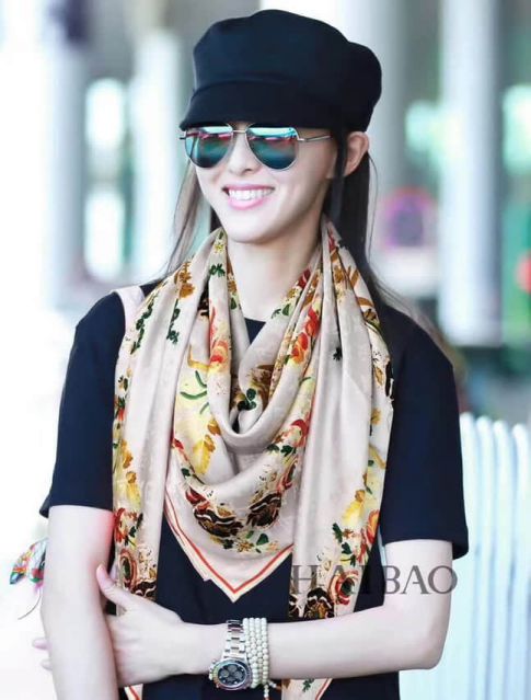 2018 LV Square Women Scarves