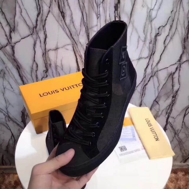 LV Men Leather Sneakers