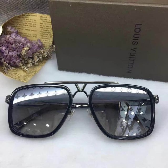 LV Women Sunglasses