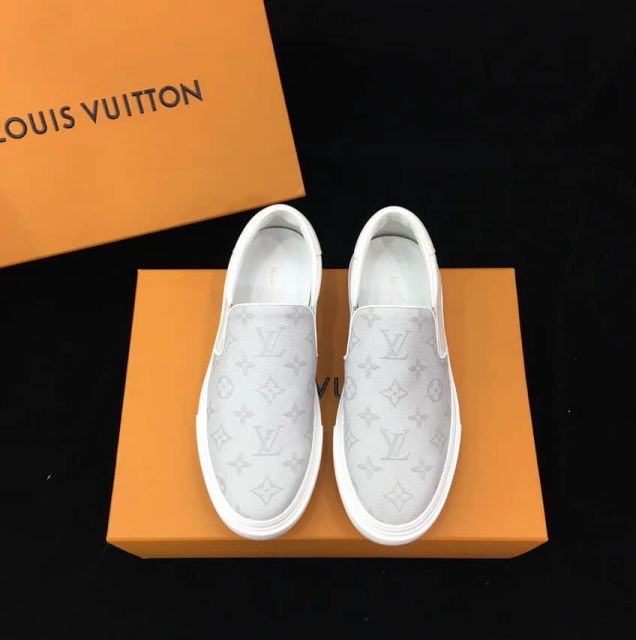 LV Men Leather Shoes