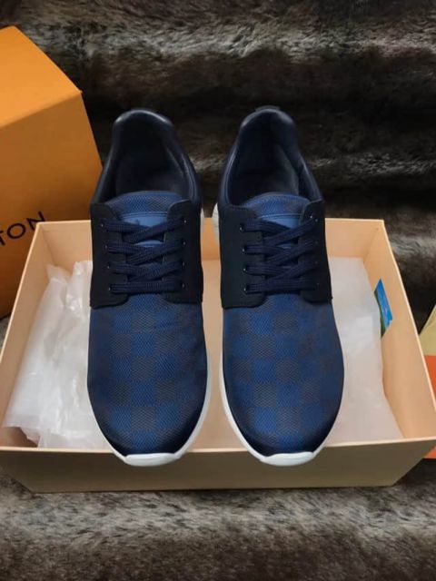 LV Men Leather Shoes