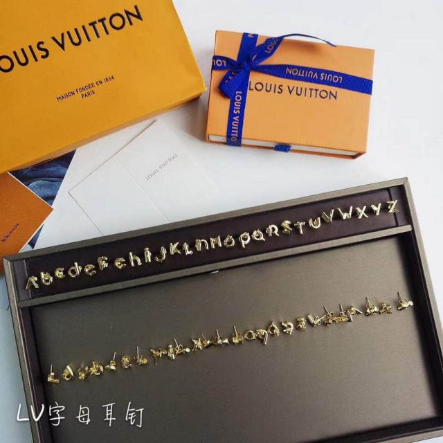 2018 LV K GOLD Earrings