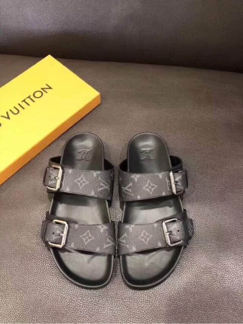 LV Men Causal Leather Slippers