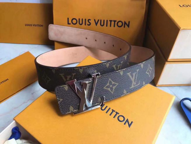 2018 LV Men Belts