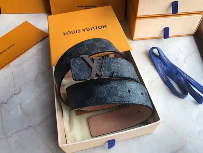 2018 LV Men Belts