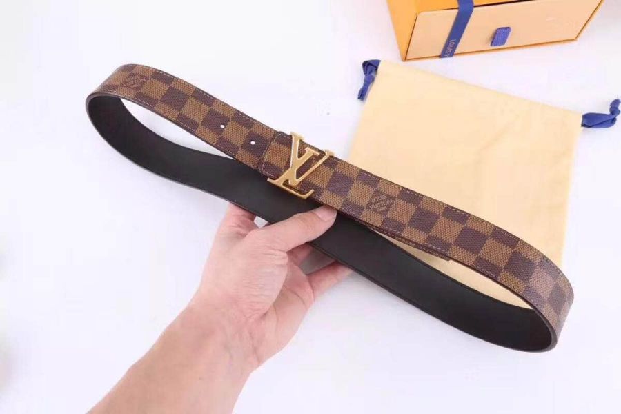 2018 LV Women Belts