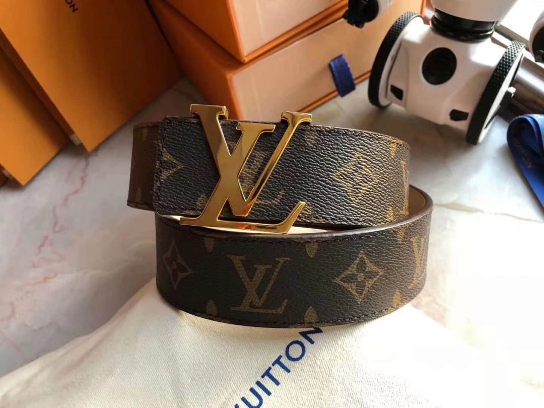 2018 LV Men Belts