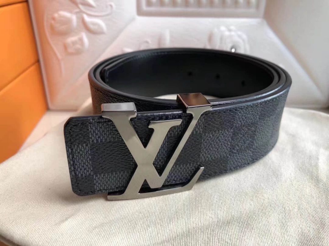 2018 LV Classic M9807M9808M9806 Men Belts