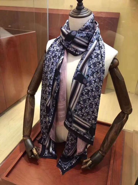 2018 LV Silk Square Women Scarves