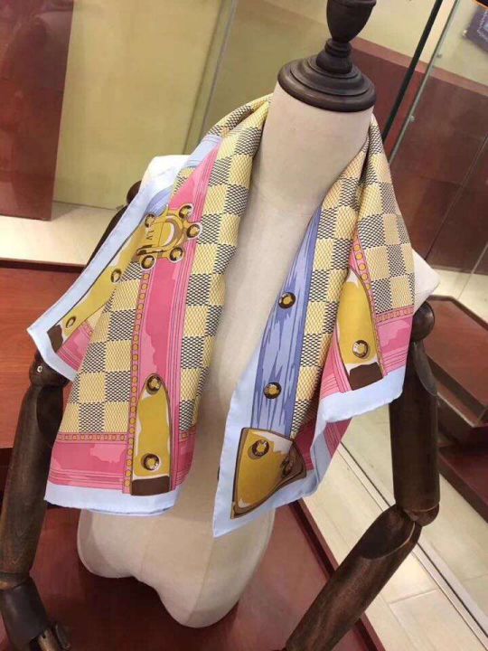 2018 LV 90*90cm 18 Silk Square Women Scarves