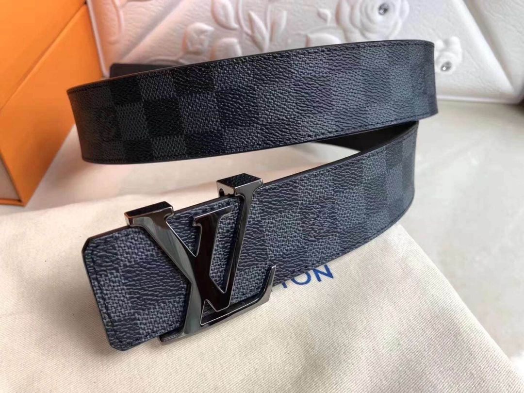 LV Classic 40mm Men Belts