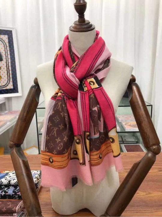 2018 LV Women Scarves