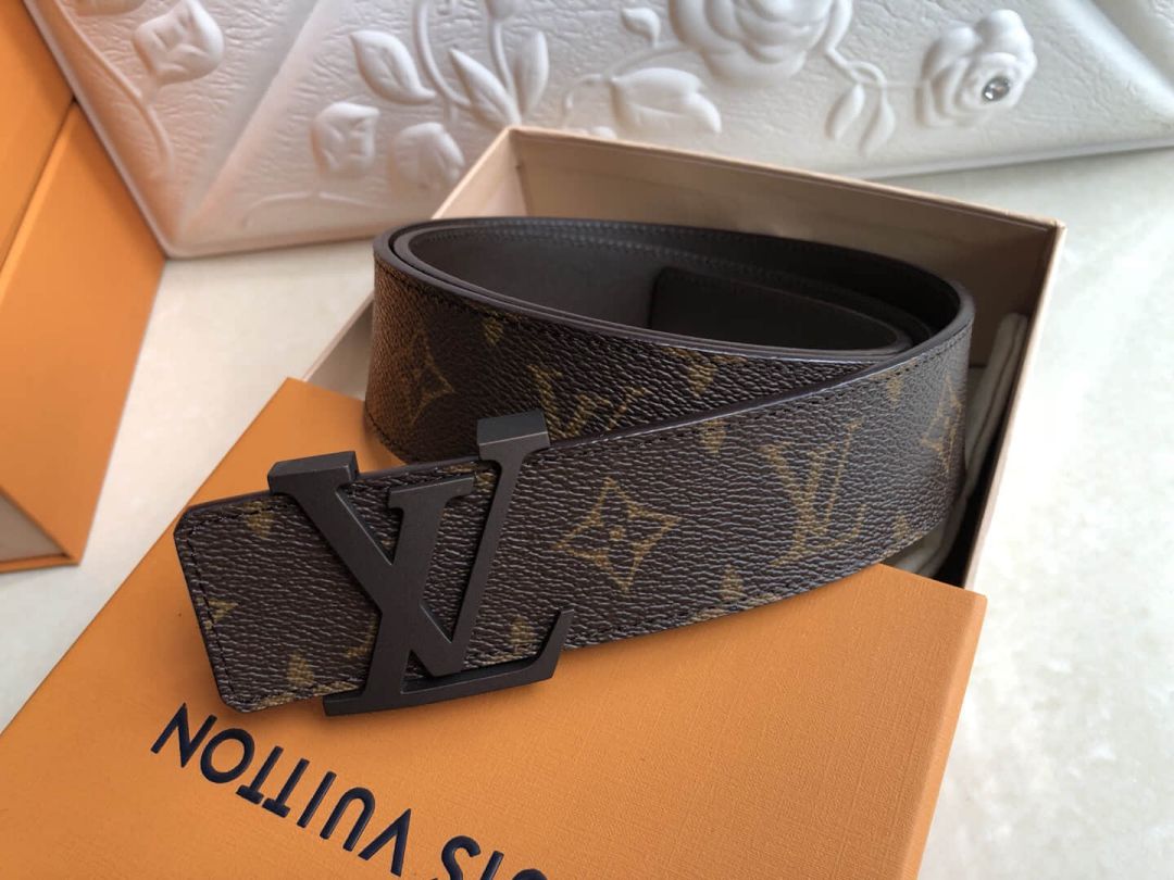 LV Classic INIALES 40mmM9806 Men Belts